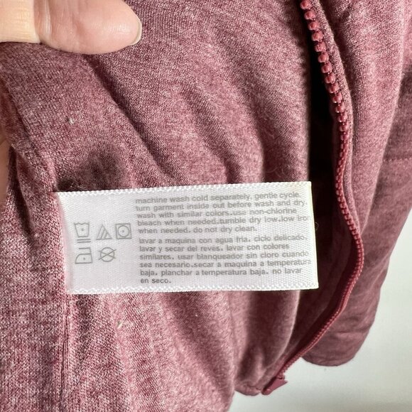 THREE DOTS Jacket Sweatshirt Red Full Zip Quilted Pockets Women’s Size Medium - Picture 8 of 8
